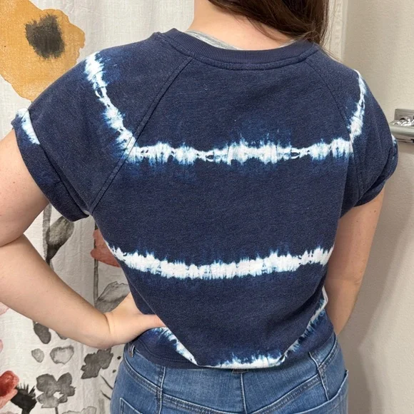 Women’s Old Navy White and Navy Blue Tie-Dye Short Sleeve Boxy Tee. Size S. - Picture 3 of 8